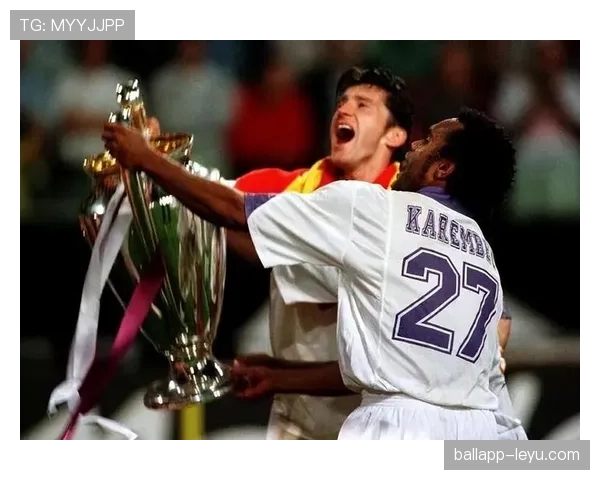 J1联赛金靴争夺战火如荼，新星球员大放异彩！