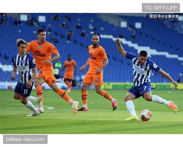 森林队状态回暖，奋力拼搏迎英超保级新转机